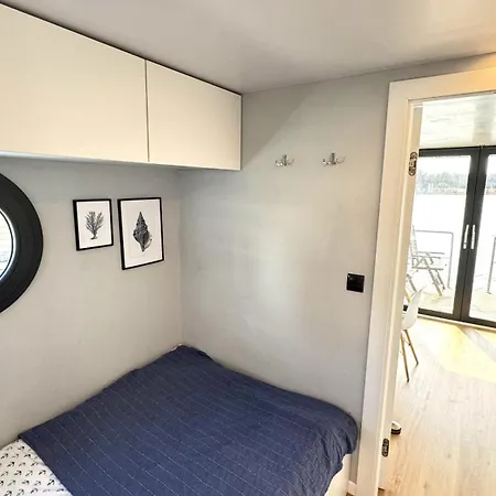 Houseboat Water Boy Apartament Pływający Dom Na Wodzie łódź